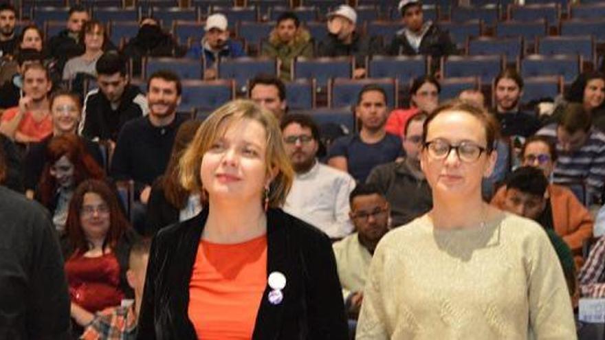 Rosón y Taboada, por la izquierda, esta mañana, en el Auditorio, en la clausura de la Escuela Taller.