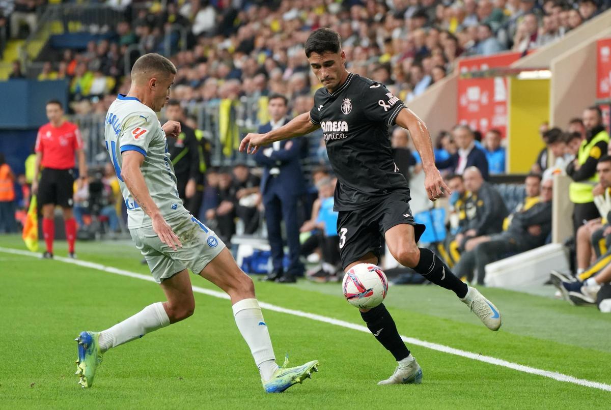 Cardona, ante el Alavés.
