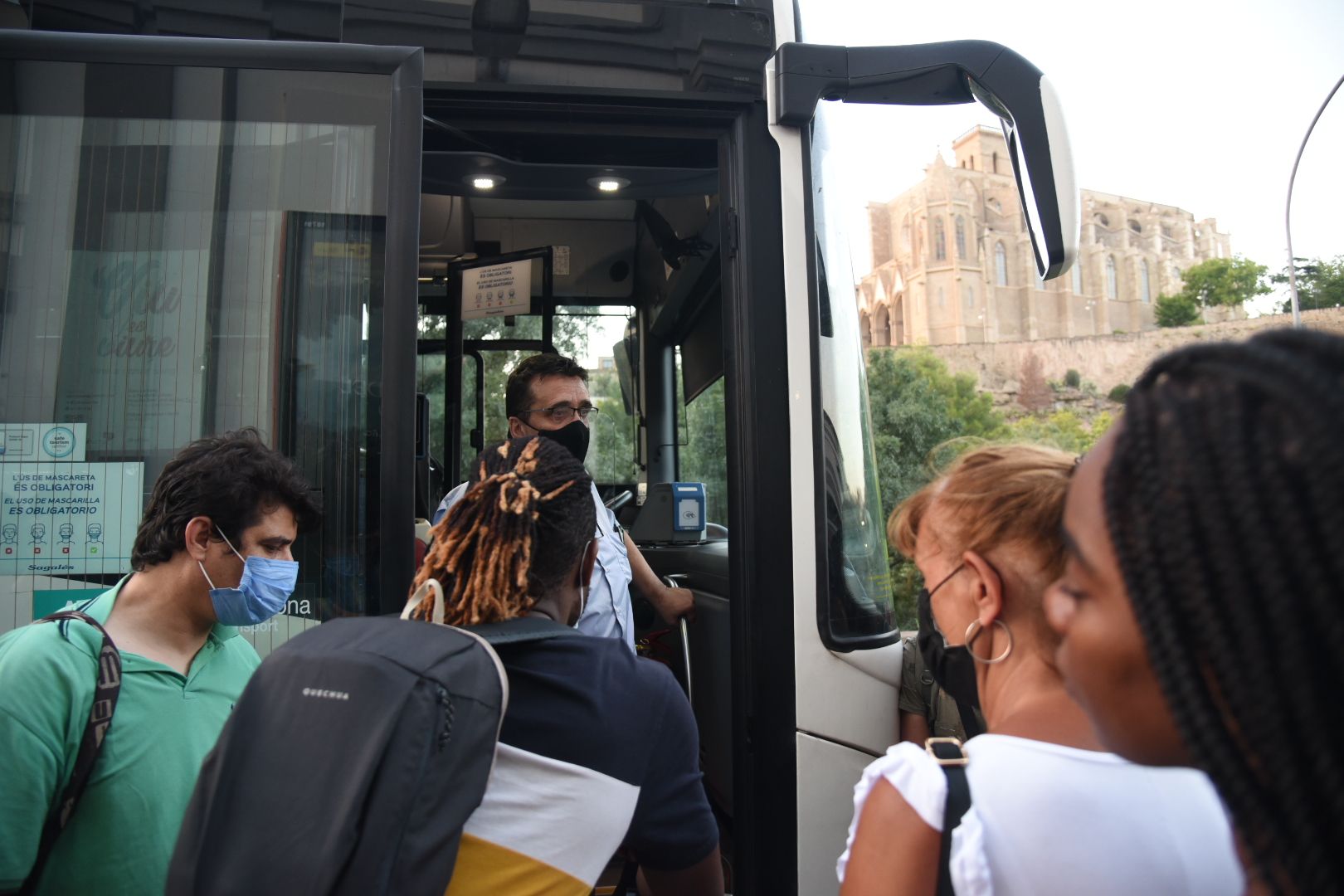 Dos trens a punt de xocar a l'estació de trens de Manresa