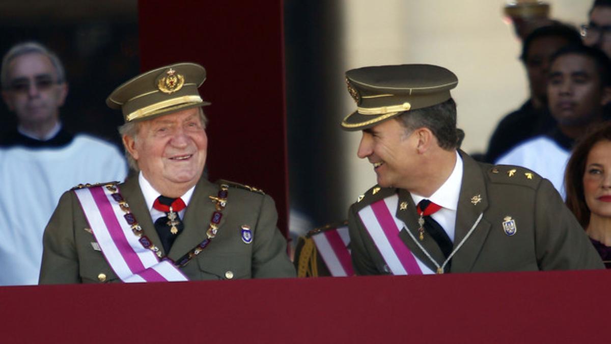 El Rey y el Príncipe, en El Escorial, en el primer acto público juntos tras el anuncio de la abducación.