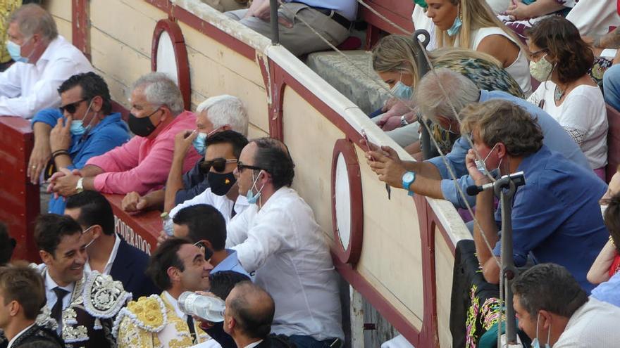 Público en la plaza de toros de El Puerto de Santa María.