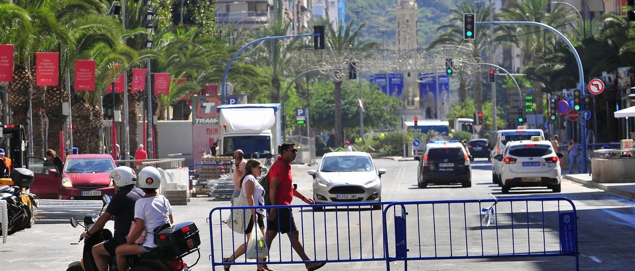 Hogueras, el día después, recogida de racós y barracas