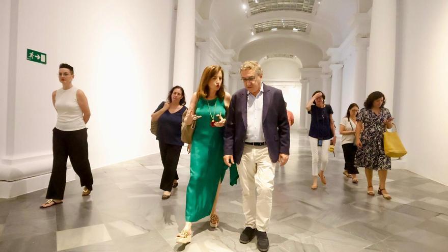 El conseller de Cultura, José Antonio Rovira, visita el Centre del Carme