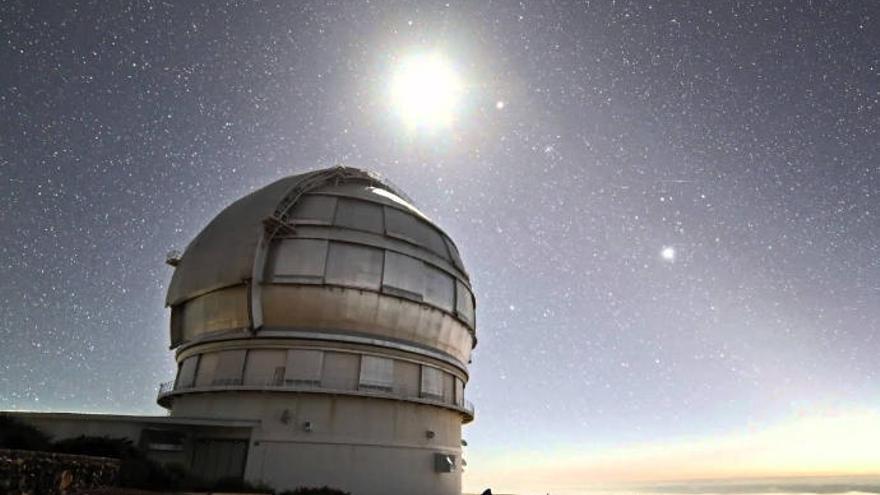 El Gran Telescopio Canarias obtiene un espectro del primer cometa interestelar C/2019-Q4