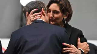 ¿Quién es Amélie Oudéa-Castera, la ministra francesa que ha besado a Macron?