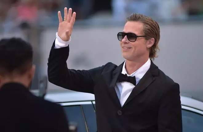 Brad Pitt celebra su 60 cumpleaños con su novia española, Inés de Ramón