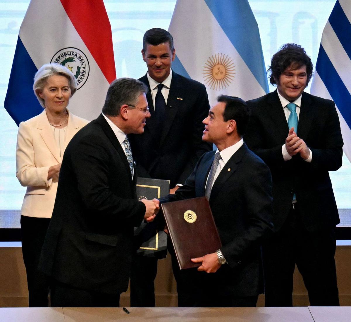 La UE i el Mercosur firmen l’acord més gran de lliure comerç del món