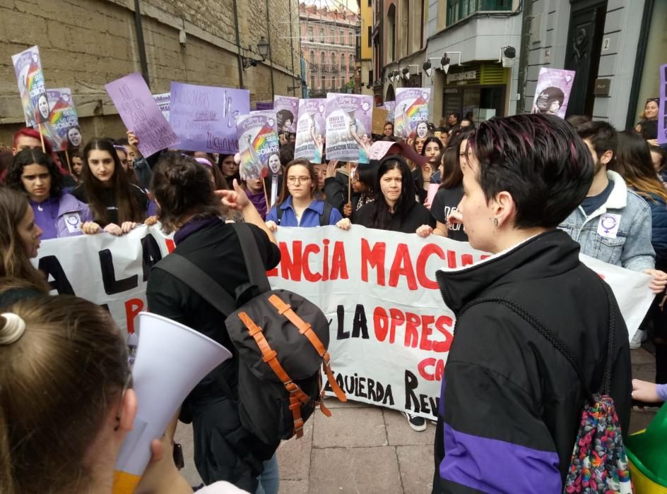 8-M en Asturias: El feminismo inunda las plazas