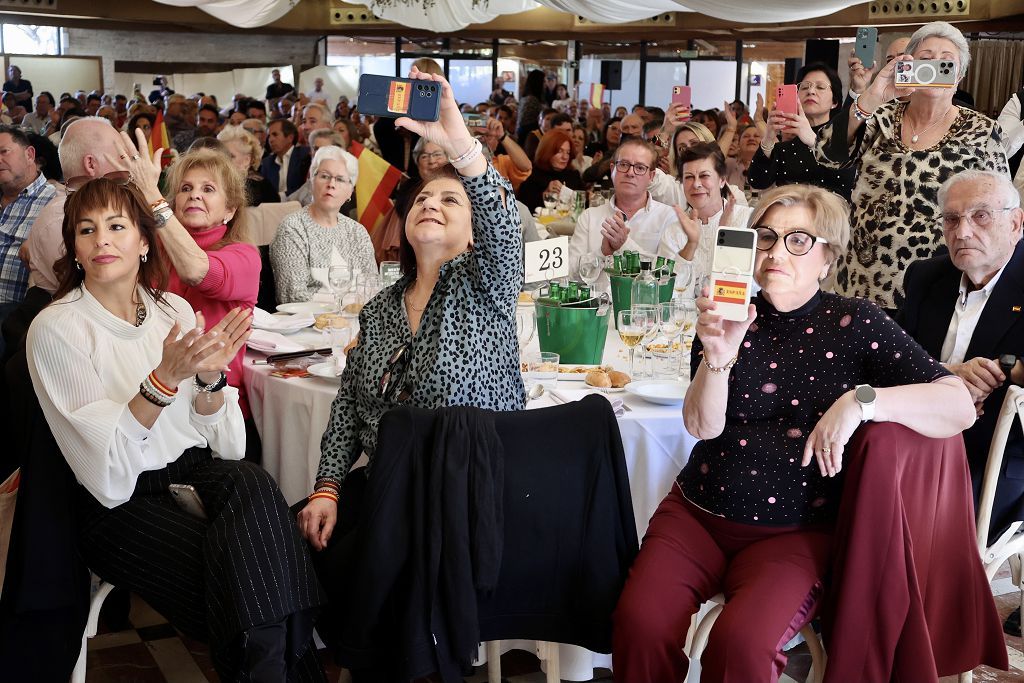 Todas las imágenes de la visita de Santiago Abascal en Murcia este domingo
