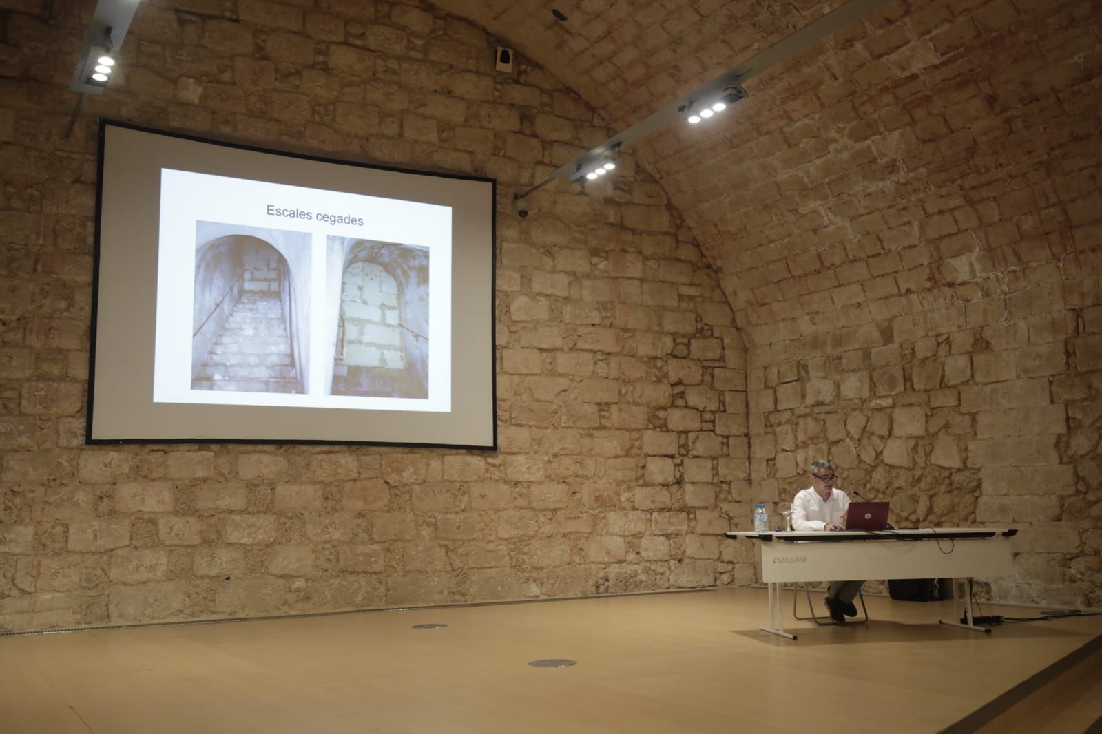 Refugios de la Guerra Civil en Palma: 60 personas visitan un claustrofóbico museo de la memoria