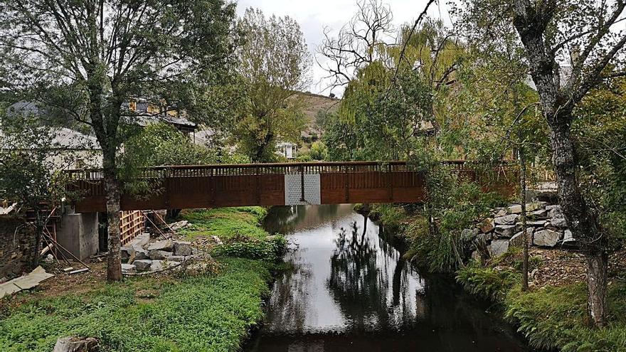 Rihonor de Castilla luce nueva pasarela de madera