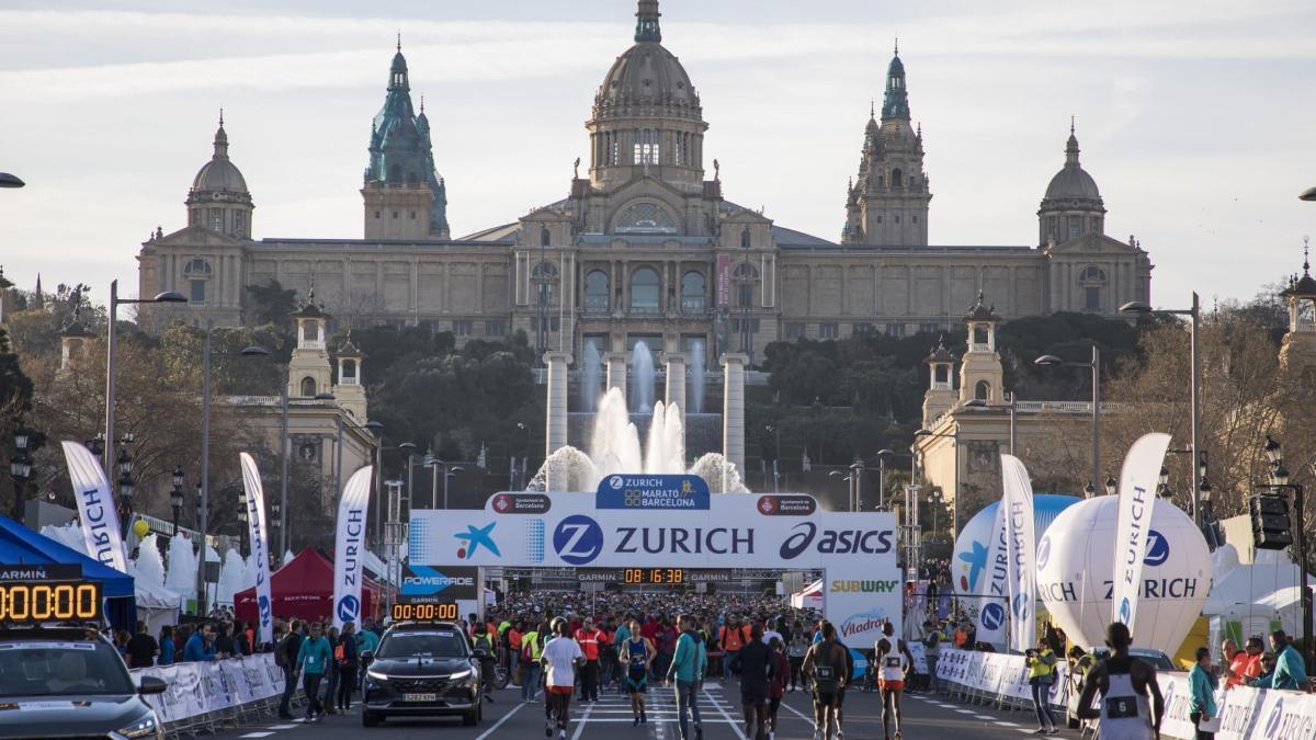 La maratón de Barcelona recupera su pulso