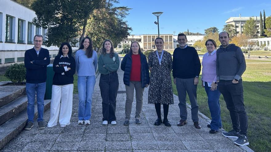 Los miembros del grupo Fisicaquímica Biológica de la UCO.