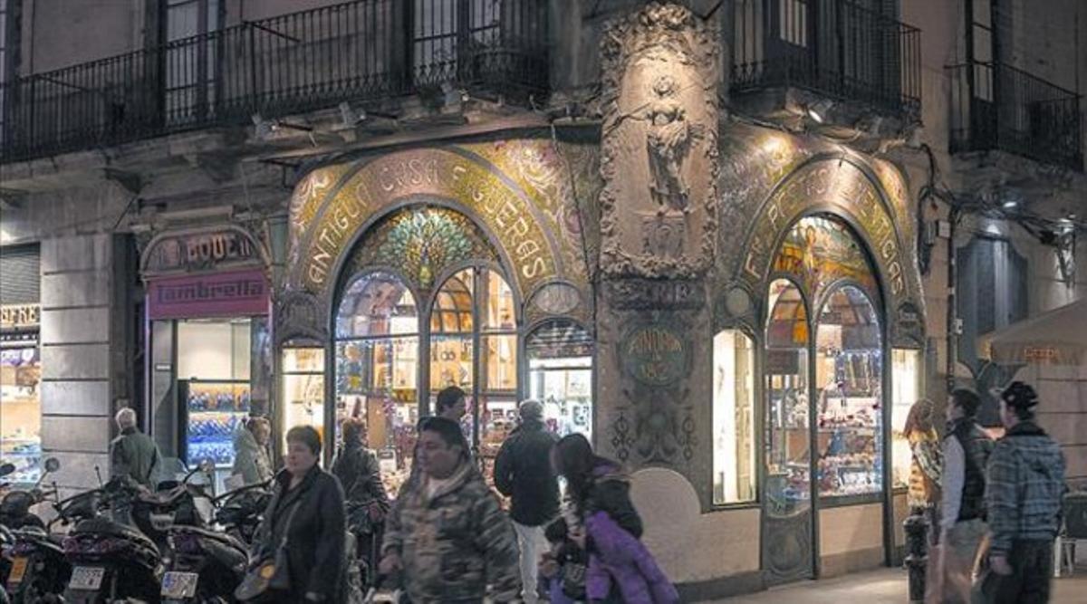 Façana modernista de la pastisseria Escribà, de la Rambla, divendres passat a la tarda. Façana modernista de la pastisseria Escribà, de la Rambla, divendres passat a la tarda.