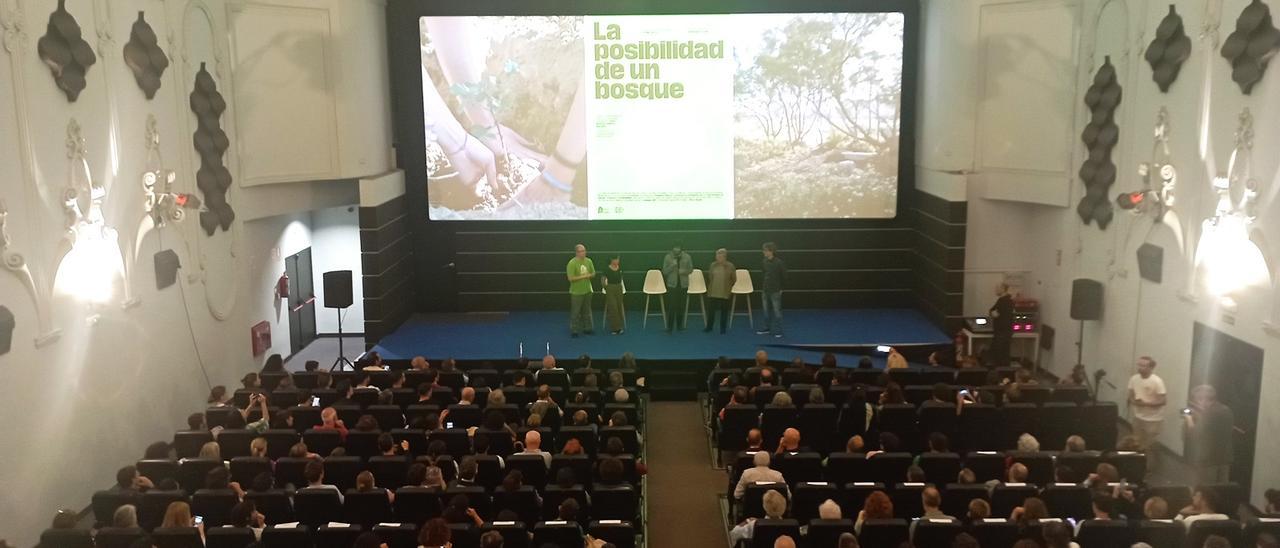 El cine Albéniz, ayer tras la proyección de ‘La posibilidad de un parque’.