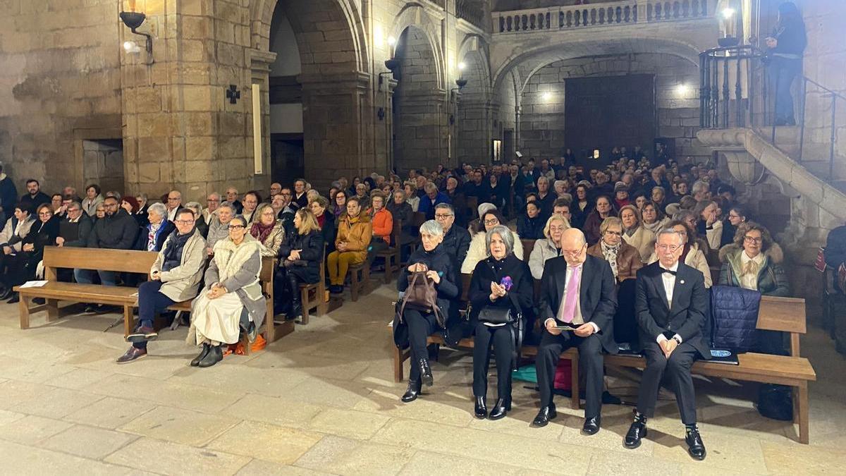 Asistentes al Concierto Solidario celebrado este sábado en la Igrexa da Nosa Señora da Mercé de Conxo