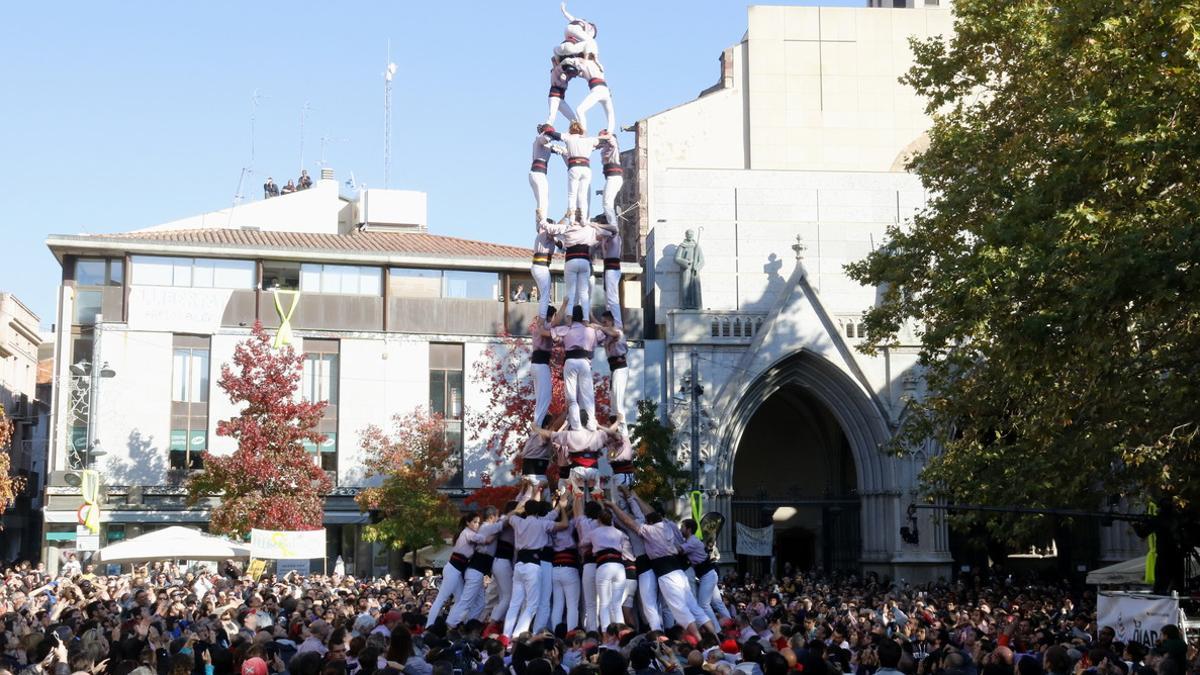 El quatre de nou amb folre de los Minyons de Terrassa durante su diada.