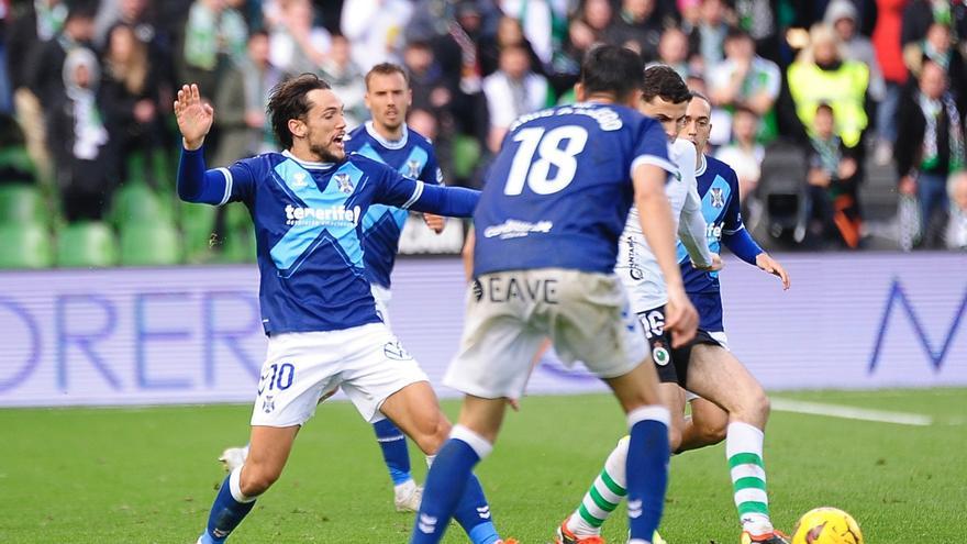 El Racing de Santander-CD Tenerife, en imágenes