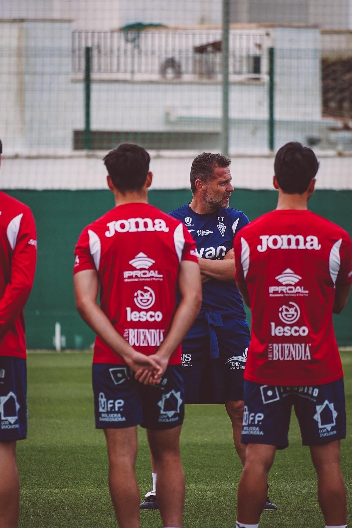 Curro Torres en un entrenamiento