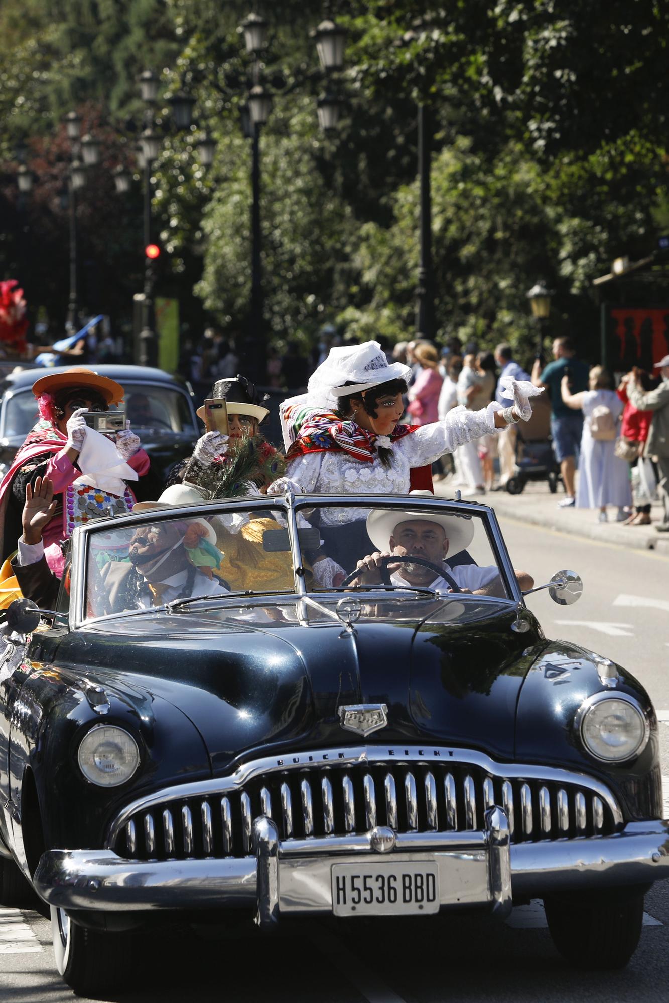 El mini desfile del Día de América en Asturias de San Mateo 2021