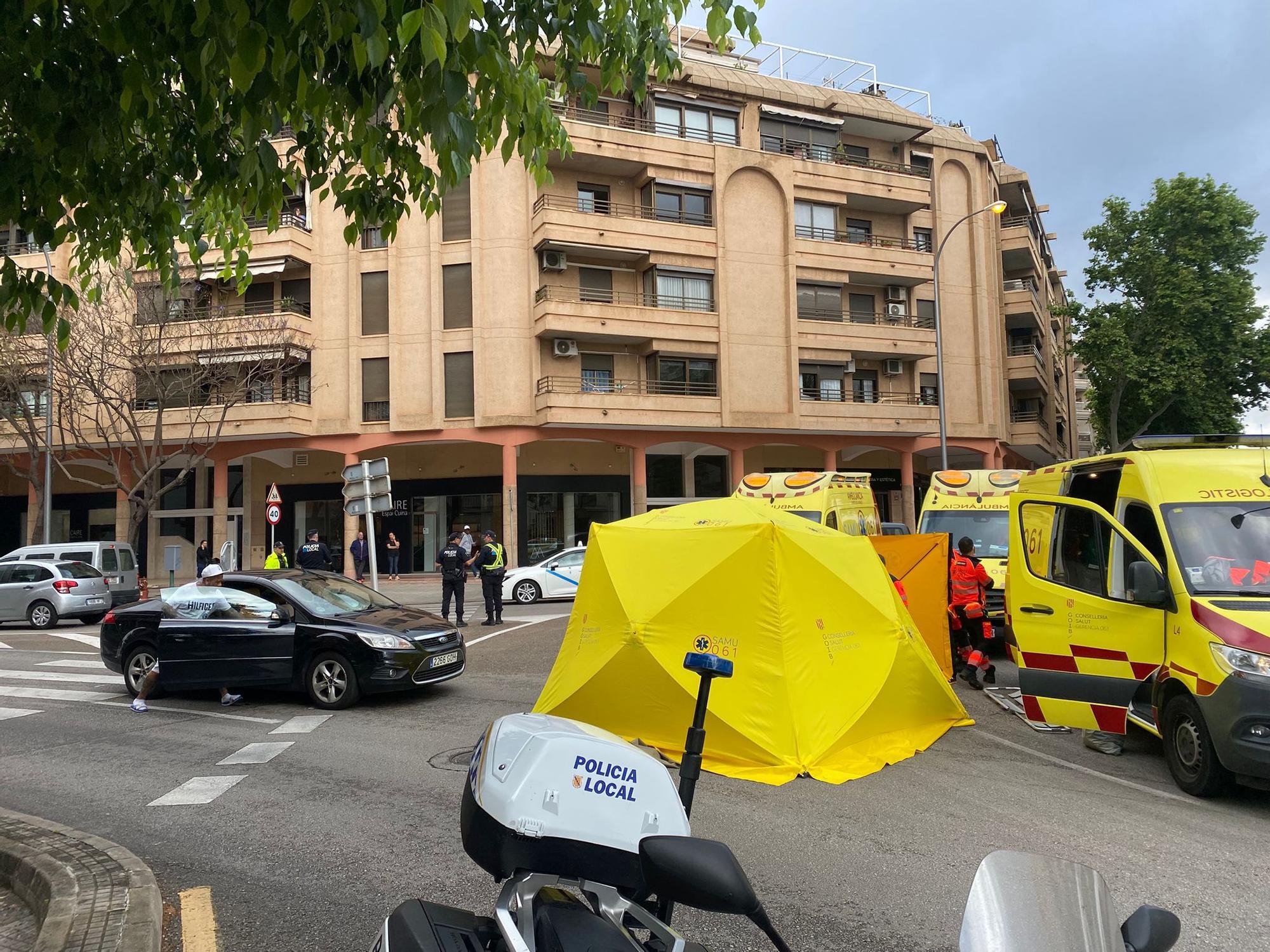 Un peatón, herido crítico al ser atropellado por un coche en la rotonda del Conservatorio, en Palma