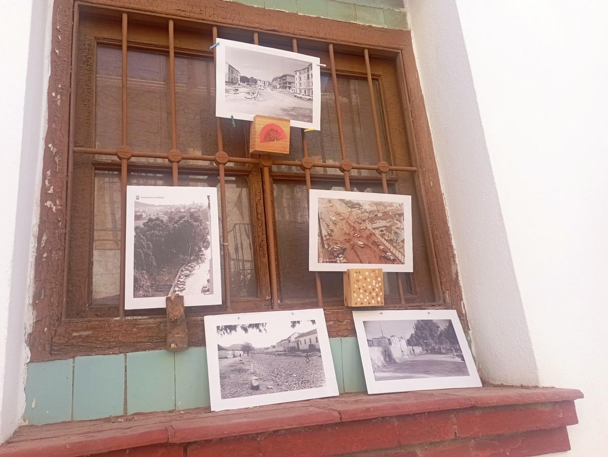 Más fotos antiguas en las ventanas.