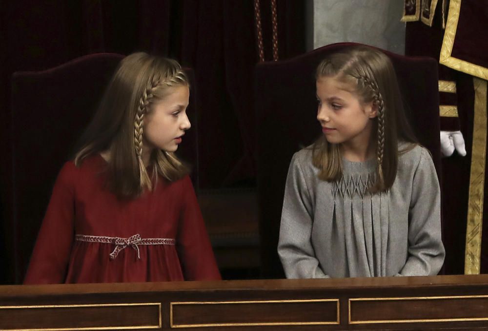 Leonor y Sofía, protagonistas en el Congreso