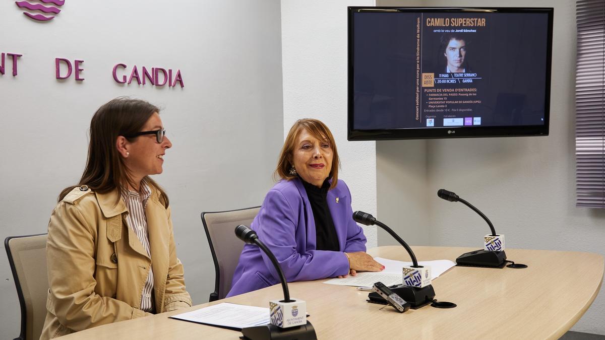 Pilar Gomis y Liduvina Gil en rueda de prensa.