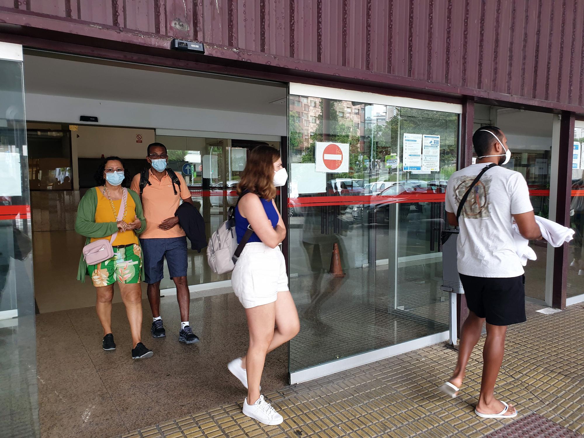 La estación de la Avenida de Madrid prolonga su agonía a la espera del traslado a Urzáiz