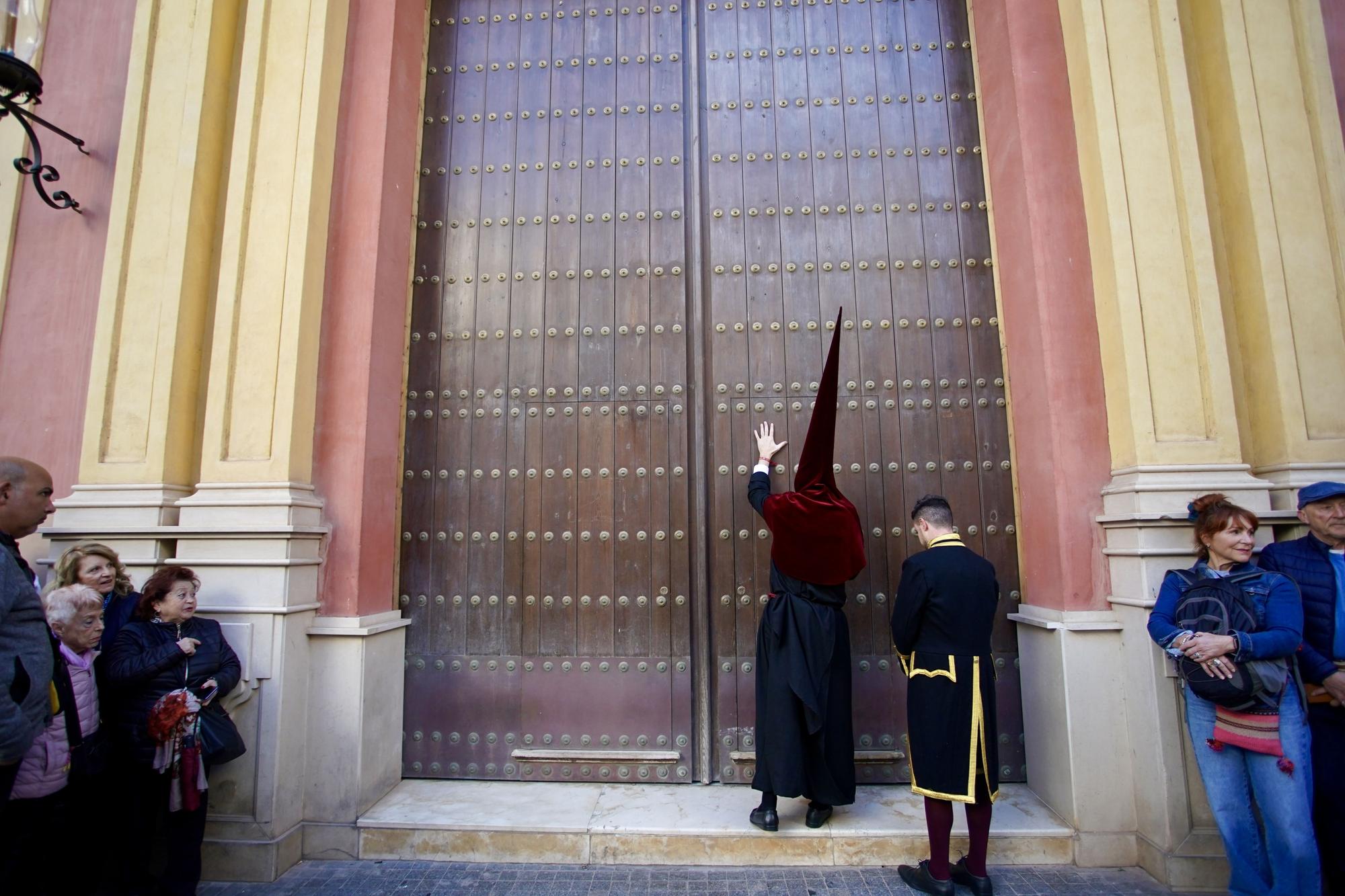 Salida procesional de la Cofradía de Las Penas, el Martes Santo de 2024.
