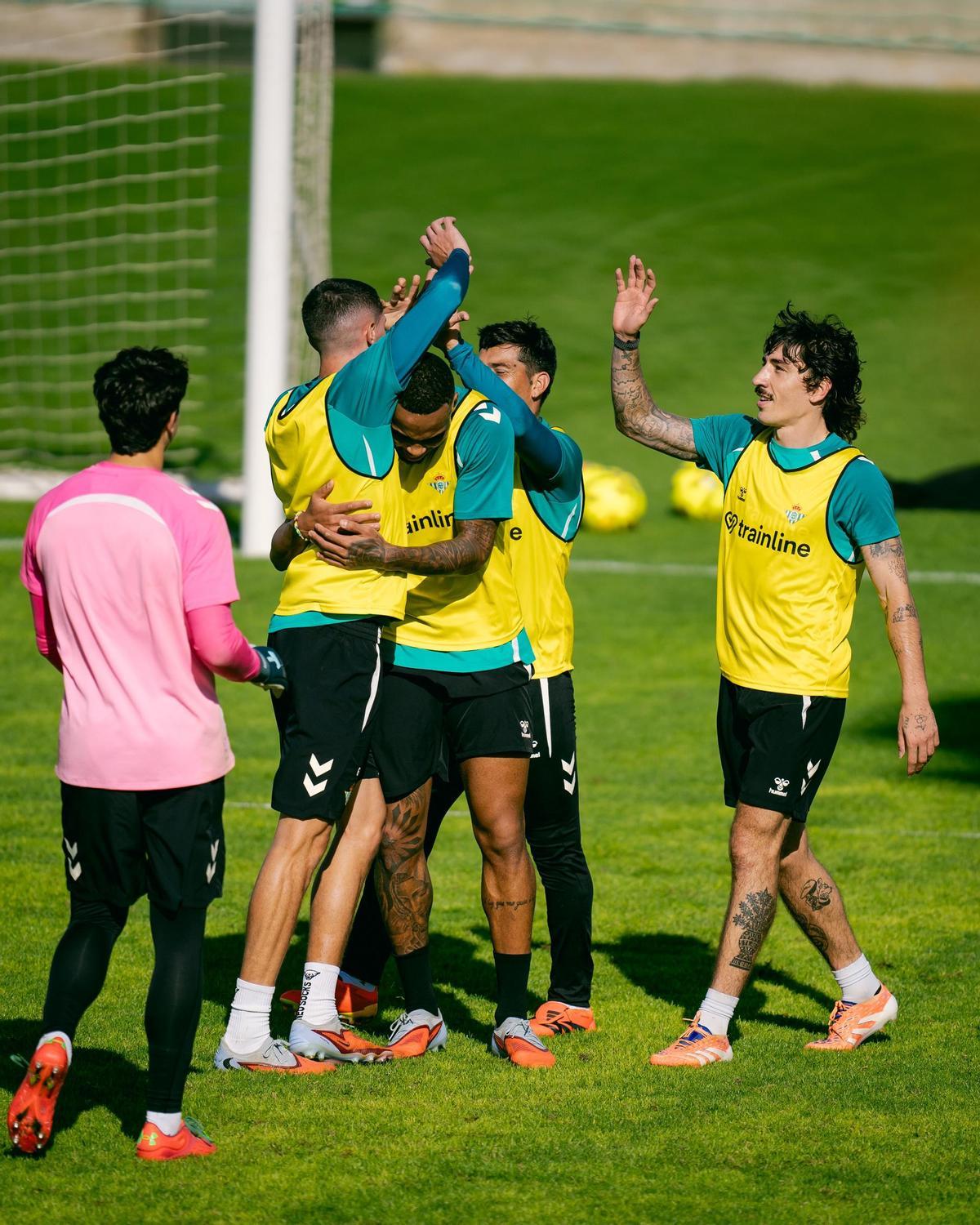 Entrenamiento del Betis durante el parón internacional