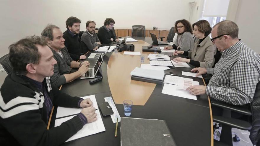 Imagen de la reunión de ayer entre Govern, PSOE, Més y Podemos.
