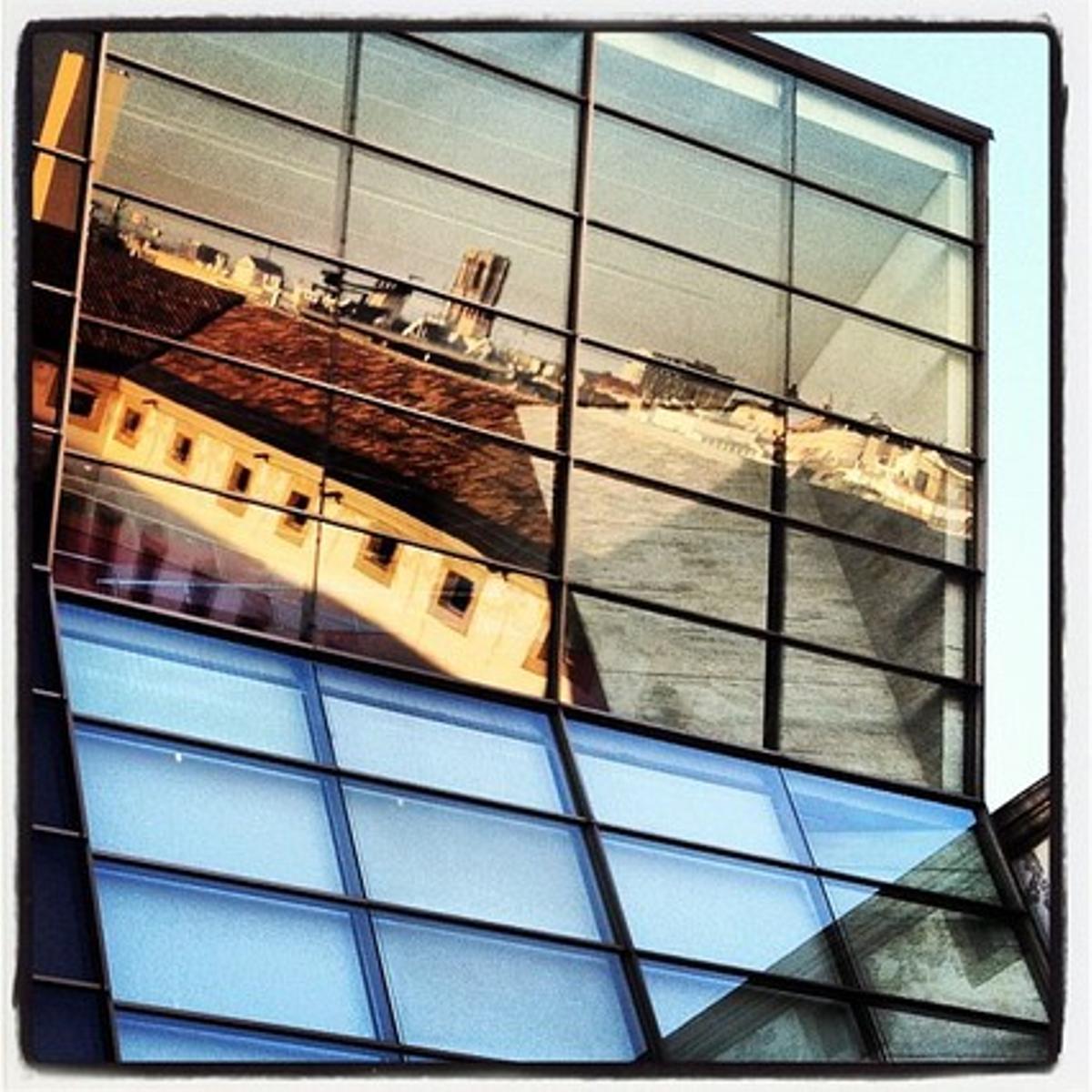 Reflex des del {Centre} de Cultura Contemporània de Barcelona (CCCB).