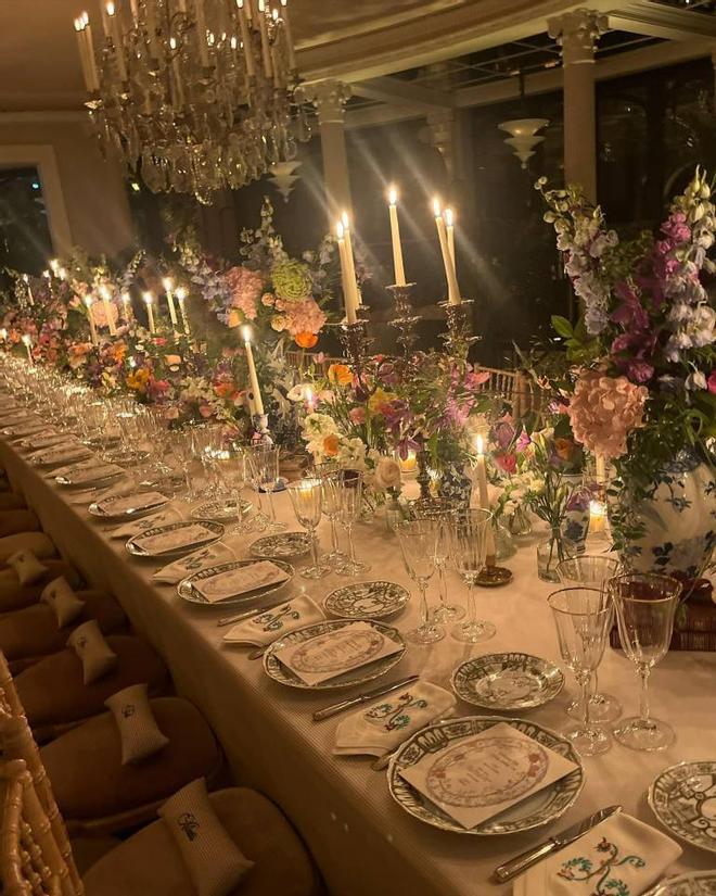 La mesa de cumpleaños de Kate Moss en el Restaurante Laurent de París