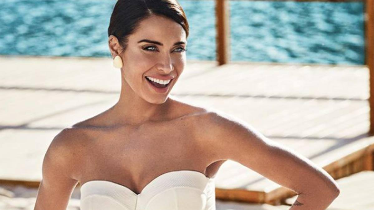 El bikini blanco diseñado por Pilar Rubio que afina la cintura y potencia el pecho