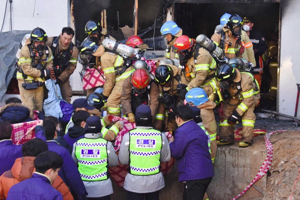 Al menos 41 muertos en un incendio en un hospital de Corea del Sur