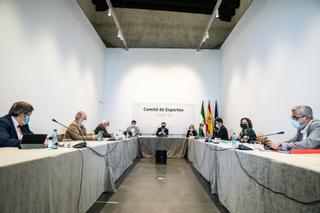 Andalucía reúne este martes a su comité de expertos con el doble de tasa y 188 ingresados más tras dos semanas