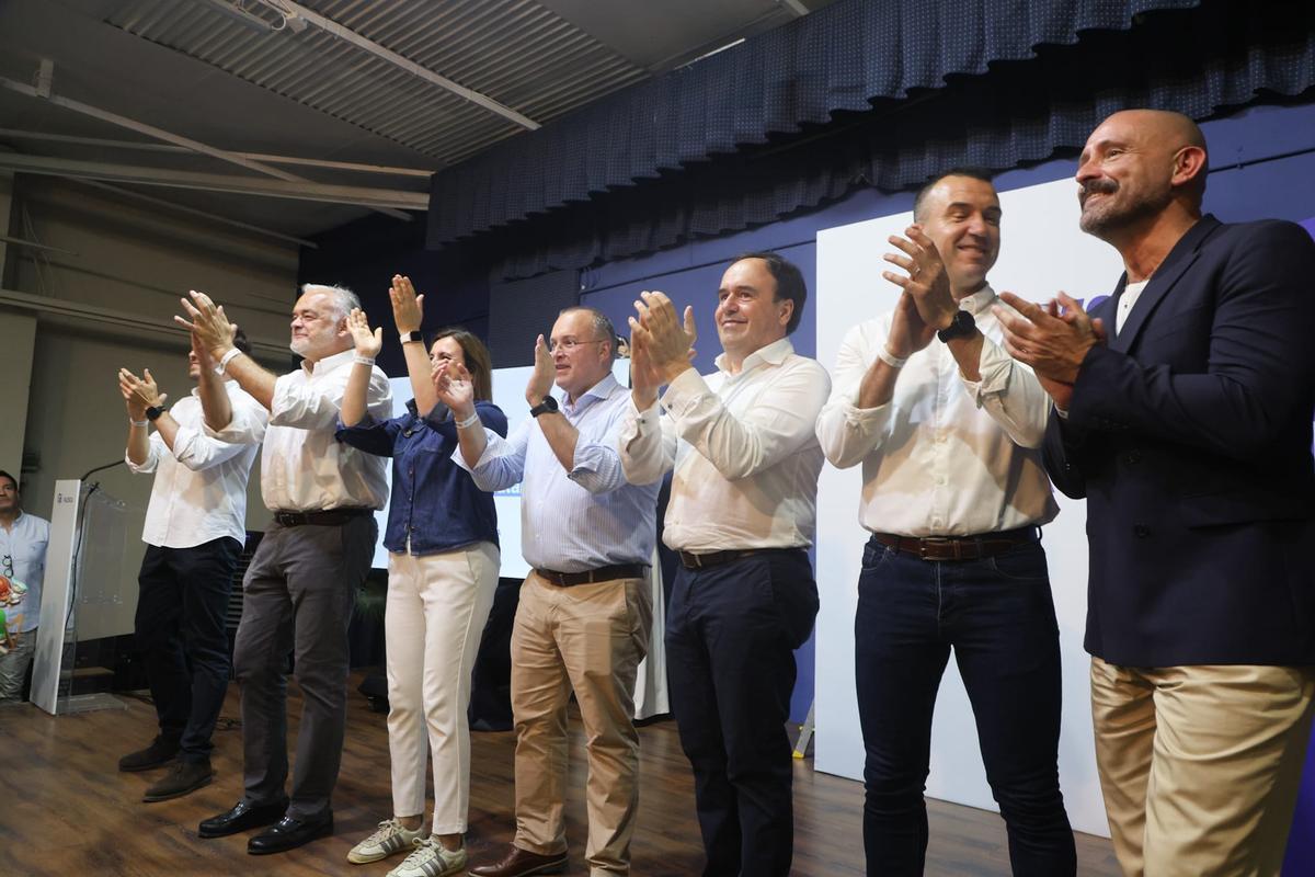 Primera exhibición de fuerza del PPCV antes de la batalla de Valencia en presencia de Tellado