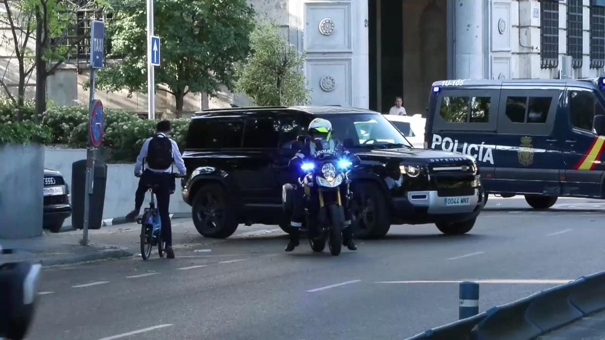 Taylor Swift abandona Madrid escoltada por la policía tras sus dos conciertos