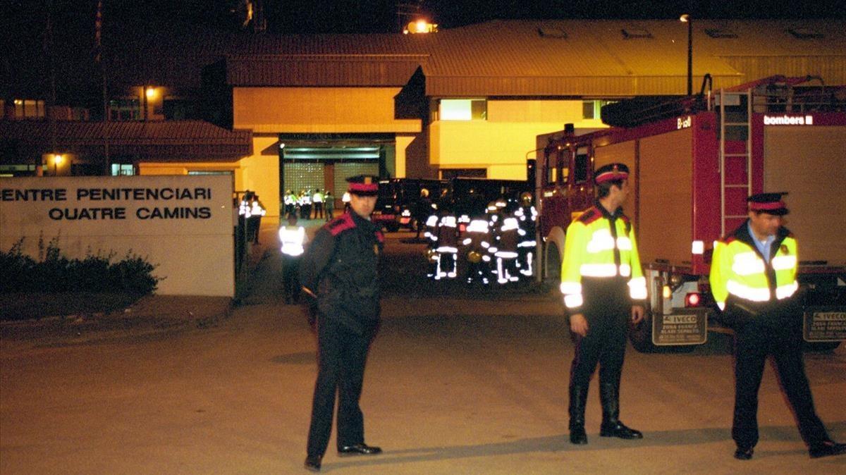 zentauroepp314247 motin en la prision de quatre camins  cerca de granollers180507092723