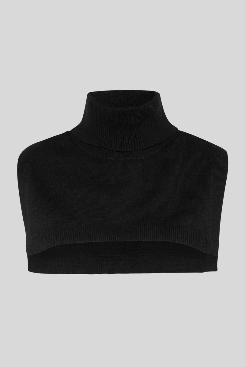 Cuello de punto negro de C&amp;A (precio: 14,99 euros)