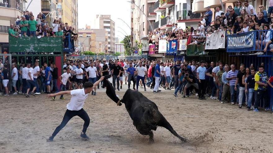 Más servicios y más presupuesto para el montaje de la vila de los festejos patronales de Vila-real: Así cambia el contrato