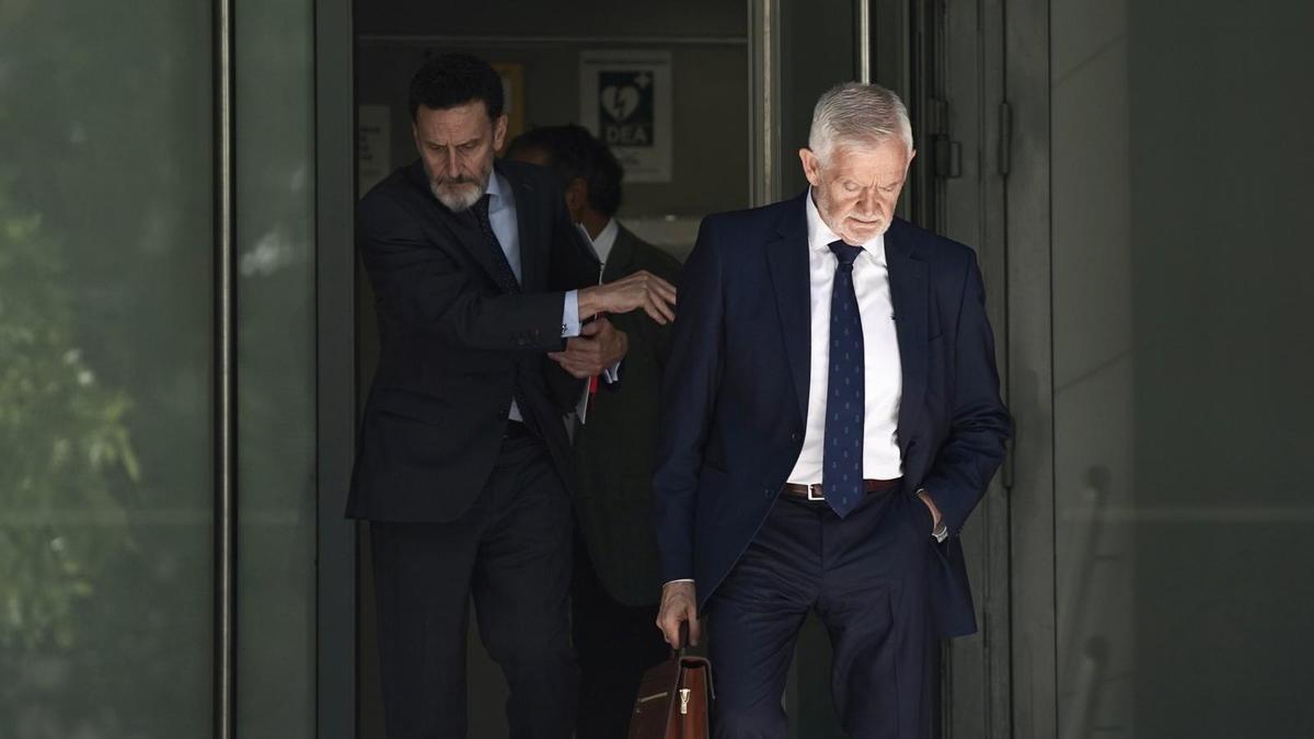 El director adjunto operativo (DAO) de la Guardia Civil, teniente general Manuel Llamas, a su salida este jueves de la Audiencia Nacional