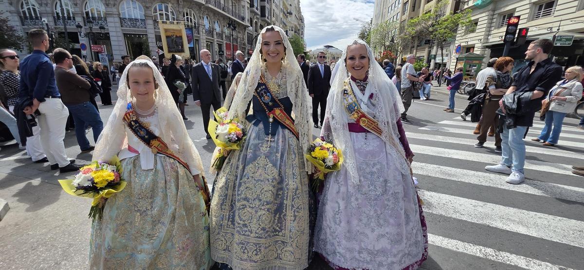 Las comisiones de falla en la Ofrenda a San Vicente Ferrer (3/6)