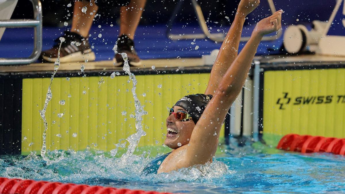 Michelle alonso celebra su oro nada más acabar la prueba de este martes.