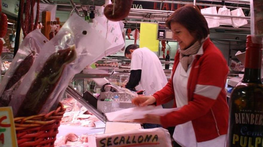 Una parada del mercat manresà