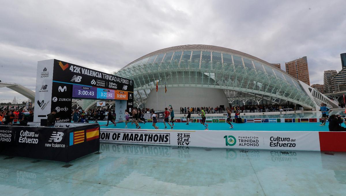 Búscate en la galería del Maratón Valencia Trinidad Alfonso