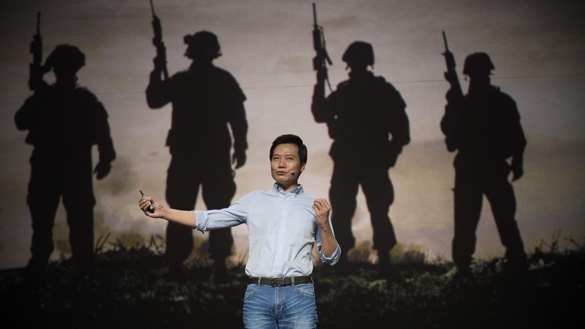 Lei Jun, consejero delegado de Xiaomi, presenta la estrategia futura de la compañía en Pekín.