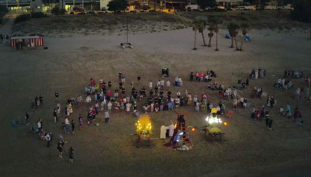 Virgen de los Desamparados y contra las fiebres en la playa de Canet.