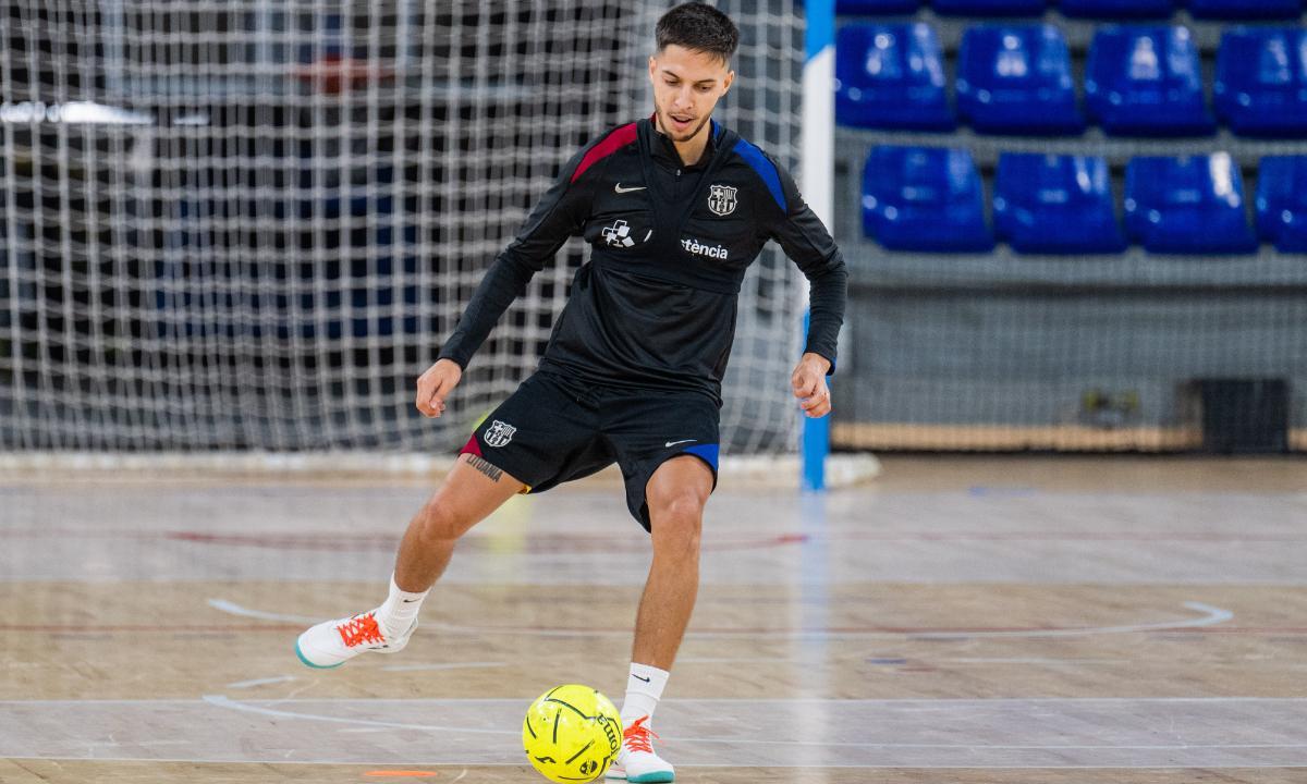 Khalid podría debutar por fin con el Barça